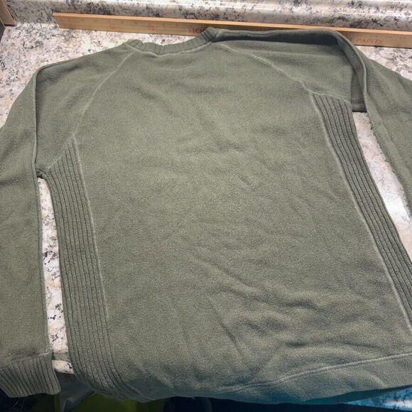 The North Face Sweater Mens Sz Medium Crew Neck Pullover sweatshirt Olive Green - Picture 6 of 7